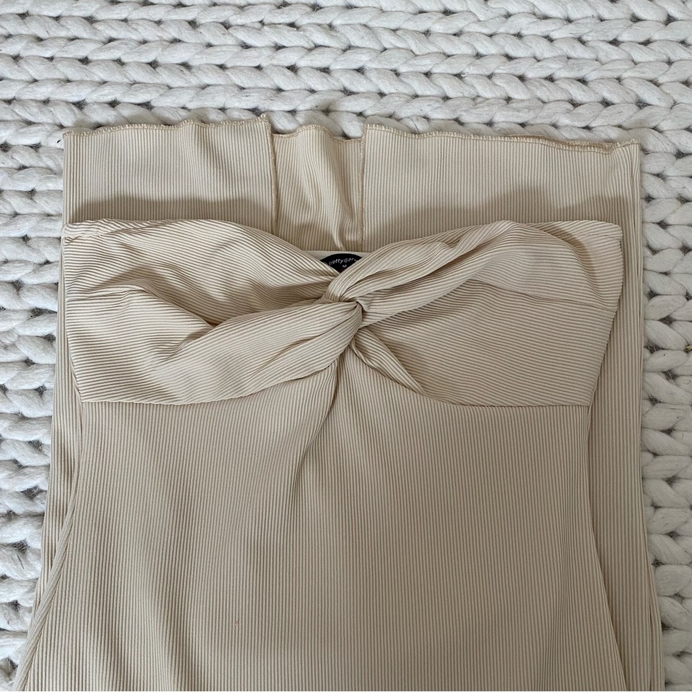 Pretty Garden Strapless Dress
